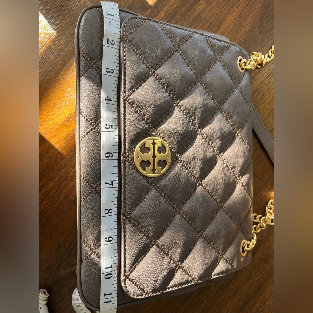 Tory Burch Willa Grey Quilted Versatile Shoulder Crossbody Bag - Picture 13 of 15